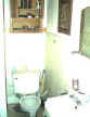 Blair St 1st flr Bathroom.jpg (21321 bytes)